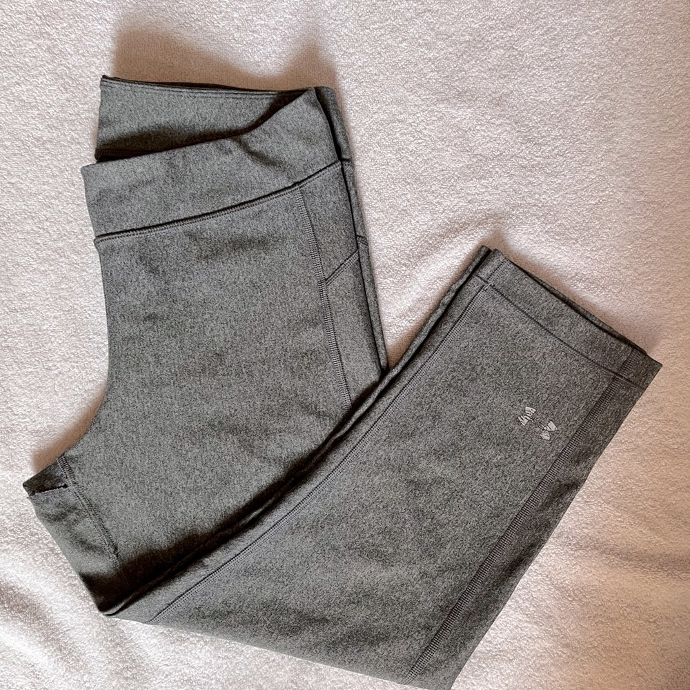 Gray Under Armour Capri Leggings